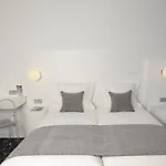 Szálloda Kyriad Prestige Centre Gare Perpignan