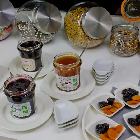 Hotel Kyriad Prestige Centre Gare