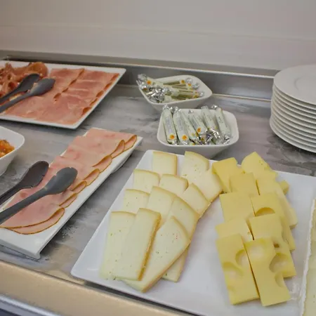 Hotel Kyriad Prestige Centre Gare Perpignan