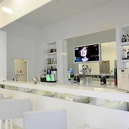 Kyriad Prestige Centre Del Mon Hotel 4*