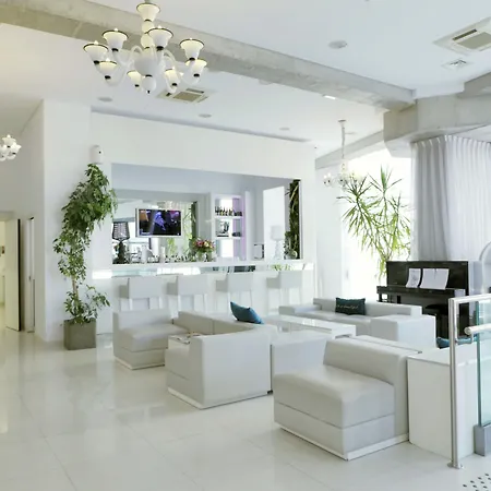 Kyriad Prestige Centre Gare Hotel Perpignan