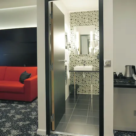 Hotel Kyriad Prestige Centre Gare