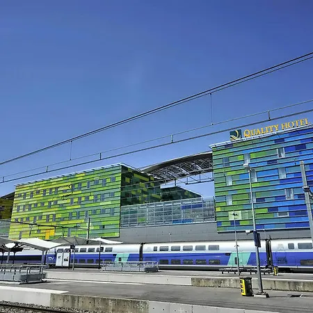 Kyriad Prestige Centre Gare Hotel 4*