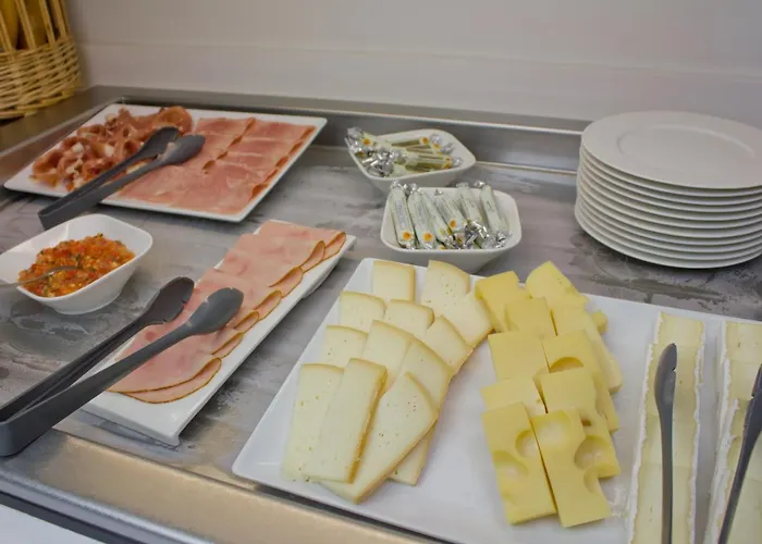 Ξενοδοχείο Kyriad Prestige Centre Gare Περπινιάν