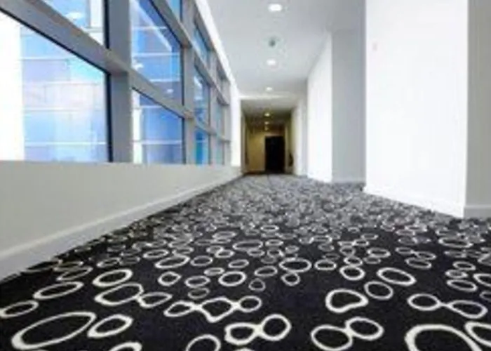 Ξενοδοχείο Kyriad Prestige Centre Gare Περπινιάν