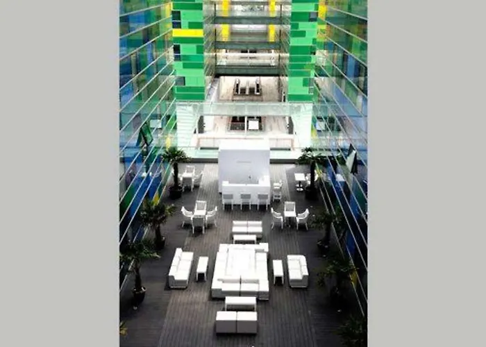 Kyriad Prestige Centre Gare Περπινιάν